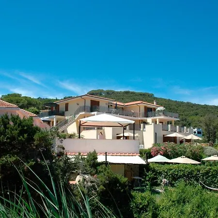 Punta Dei Barbari #maestrale #libeccio #tramontana Appartement Cavo