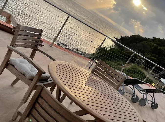 Punta Dei Barbari #maestrale #libeccio #tramontana アパート カーヴォ