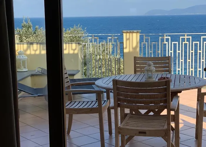 Punta Dei Barbari #maestrale #libeccio #tramontana アパート カーヴォ