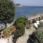 Punta Dei Barbari #maestrale #libeccio #tramontana Appartamento Cavo